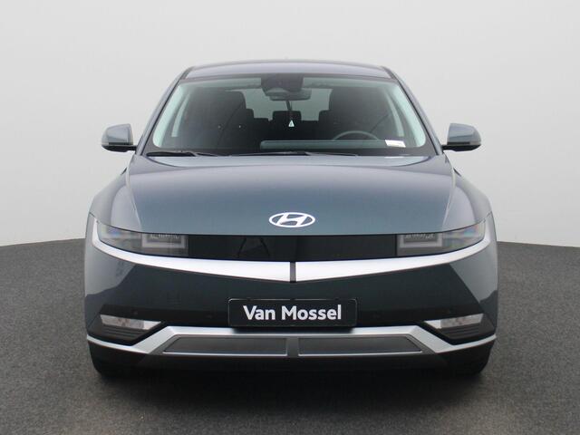 Hyundai IONIQ 5 77.4kWh Core 229PK | Adaptieve Cruise Control | Navigatie | Stoeverwarming | Achteruitrijcamera | Apple CarPlay & Android Auto