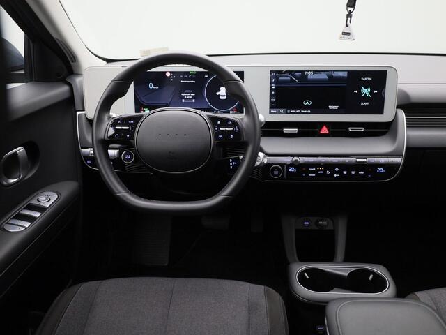 Hyundai IONIQ 5 77.4kWh Core 229PK | Adaptieve Cruise Control | Navigatie | Stoeverwarming | Achteruitrijcamera | Apple CarPlay & Android Auto