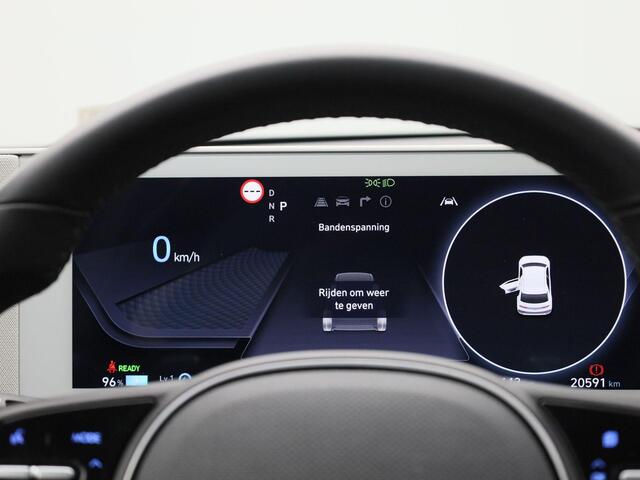 Hyundai IONIQ 5 77.4kWh Core 229PK | Adaptieve Cruise Control | Navigatie | Stoeverwarming | Achteruitrijcamera | Apple CarPlay & Android Auto