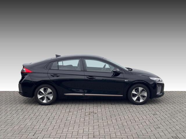 Hyundai IONIQ Comfort EV NL-AUTO | WINTERBANDEN | ECC