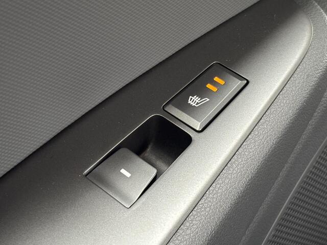 Hyundai IONIQ 1.6 GDi Premium - Plus / Stoelventilatie / Stuur-, Stoel- en Achterbankverwarming / Apple Carplay&Android Auto / Memory Stoelen / Cruise Control Adaptief / Led / Keyless / Camera /