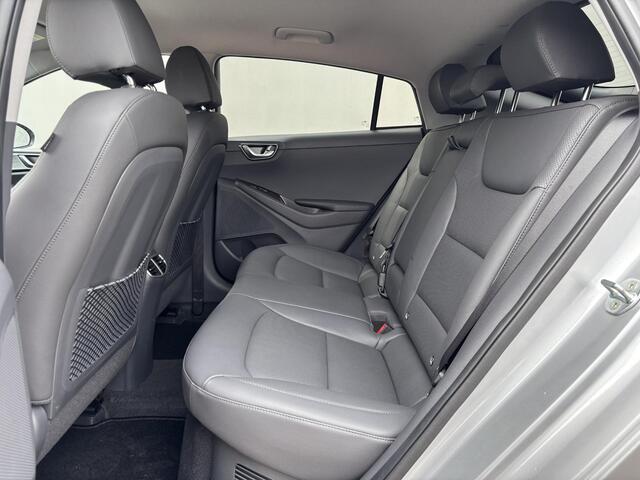 Hyundai IONIQ 1.6 GDi Premium - Plus / Stoelventilatie / Stuur-, Stoel- en Achterbankverwarming / Apple Carplay&Android Auto / Memory Stoelen / Cruise Control Adaptief / Led / Keyless / Camera /