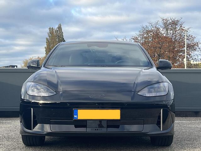 Hyundai IONIQ 6 Business 77.4kWh 228pk | ¤9.450 KORTING | NIEUW UIT VOORRAAD LEVERBAAR | LONG RANGE | 360° CAMERA | WARMTEPOMP | LUXE BEKLEDING |