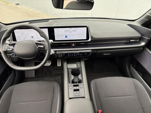 Hyundai IONIQ 6 Business 77.4 kWh / ¤9000,- Voordeel / Snel Leverbaar / Transmission Blue Pearl /