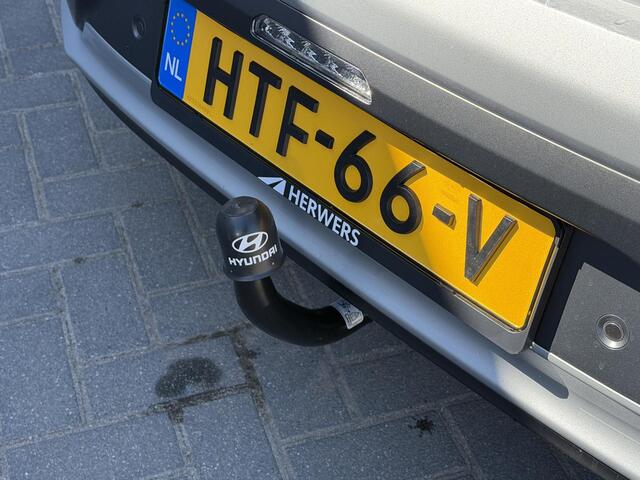 Hyundai IONIQ 1.6 GDi PHEV COMFORT / PHEV / Dealer Onderhouden / Afneembare Trekhaak / Camera / Stoel & Stuurwiel Verwarming / ApplecarPlay & Android Auto / cruise control adaptief / LED /