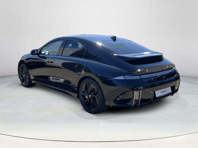 Hyundai IONIQ 6 Business 77.4 kWh | Apple Carplay / Android Auto | Stoel & Stuur Verwarming | Camera | LED-Verlichting | Lichtmetaal | Elektrische Kofferklep | Uit Voorraad Leverbaar |