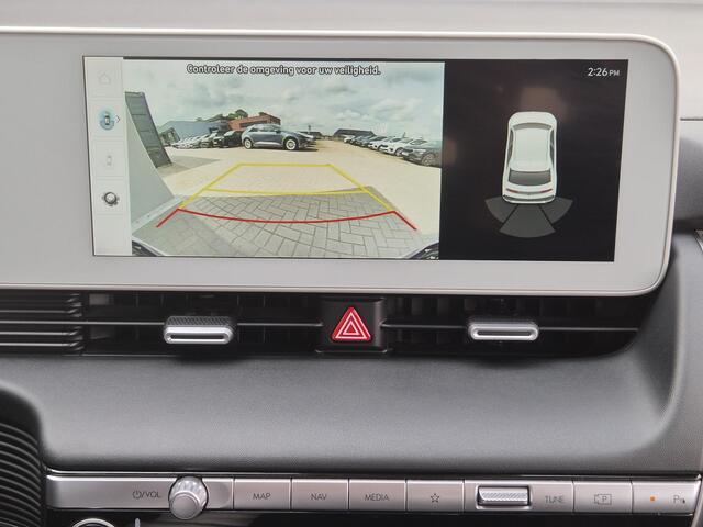 Hyundai IONIQ 5 Connect 58 kWh / SOH 100% / Fabrieksgarantie tot 02-2027 / Dealer onderhouden / CCS snelladen / WLTP bereik 384 km bereik stad 587 km / Stuur- & Stoel verwarming / Achteruitrijcamera / Adaptief cruise control / Apple Carplay Android Auto /