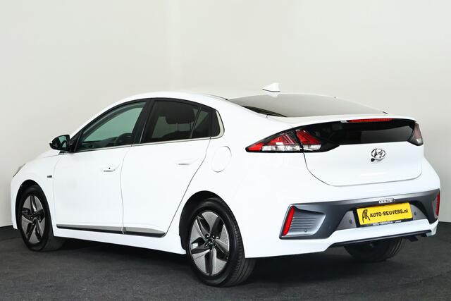 Hyundai IONIQ 1.6 GDi Comfort / LED / Navi / Cam / ACC