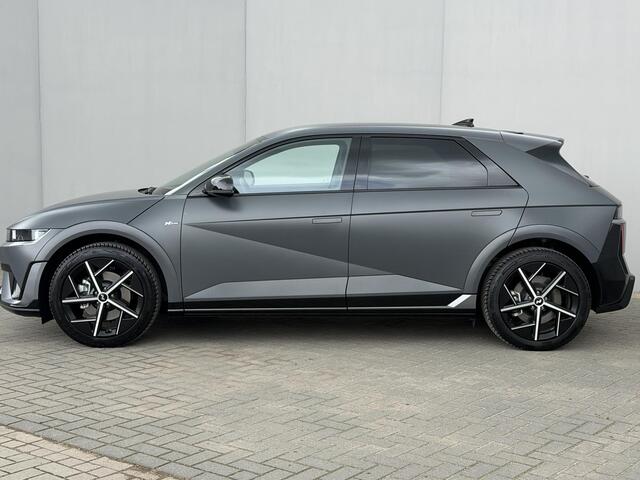 Hyundai IONIQ 5 N Line Edition Limited 84 kWh / SOH 100% / Fabrieksgarantie tot 9-2030 / Camera / Adaptieve Cruise / Dodehoek Detectie / Navigatie / Stoel & Stuurwiel Verwarming / Elektr. Stoelen / Elektr. Achterklep /