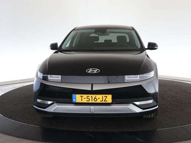 Hyundai IONIQ 5 Connect 58 kWh | Navi | Clima | stof/leder |