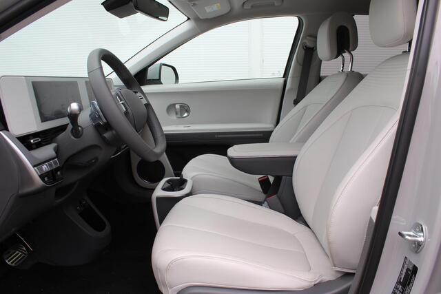 Hyundai IONIQ 5 58 kWh Connect+ WLTP Actieradius tot 384KM / Navigatie + Apple Carplay/Android Auto / Climate Control / Cruise Control Adaptief / Leer /