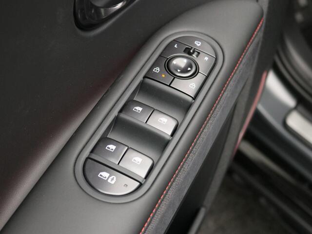 Hyundai IONIQ 5 N Line Business 84 kWh / SoH 100% / Trekhaak / 20" LMV / Flush doorhendels / Warmtepomp / Keyless / Elektrisch verstelbare voorstoelen / Stoelverwarming voor & achter / Stuurwiel verwarming / NL Auto /
