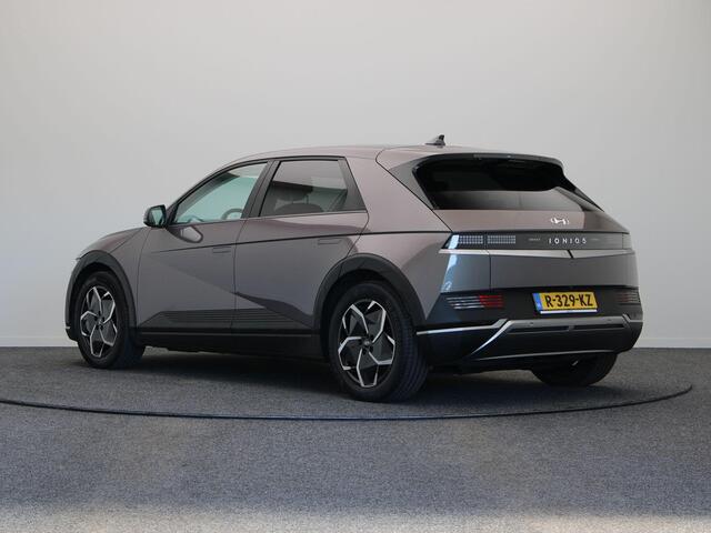 Hyundai IONIQ 5 Connect+ 77.4 kWh | Warmtepomp | Stoel en Stuurwielverwarming | 507km WLTP | Achteruitrijcamera |