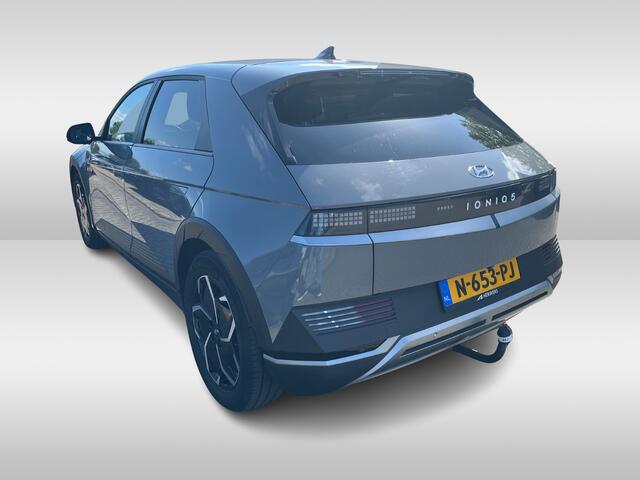 Hyundai IONIQ 5 Connect+ 73kWh / Trekhaak / Camera / Head-up / Leder / CarPlay / V2L / 19'' / Warmtepomp / Stoelverwarming / Dodehoek / DAB / ACC