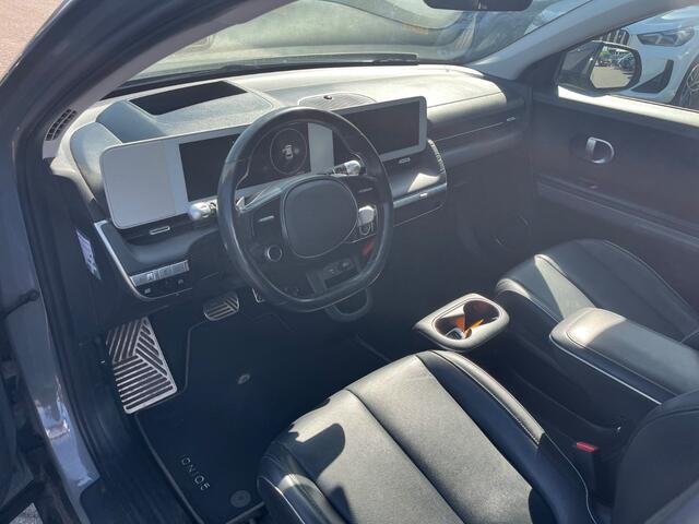 Hyundai IONIQ 5 Connect+ 73kWh / Trekhaak / Camera / Head-up / Leder / CarPlay / V2L / 19'' / Warmtepomp / Stoelverwarming / Dodehoek / DAB / ACC