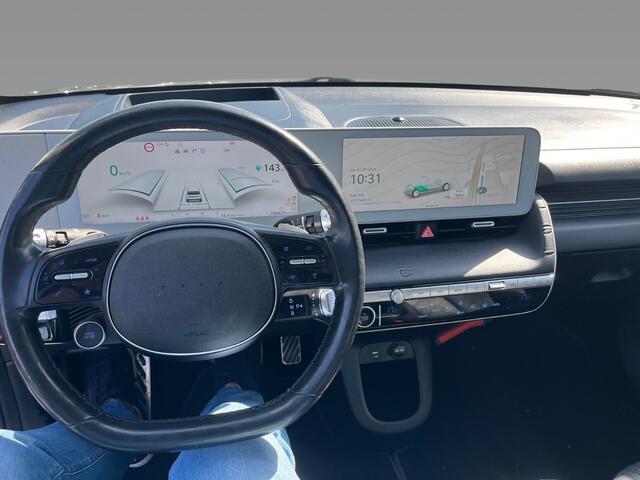 Hyundai IONIQ 5 Connect+ 73kWh / Trekhaak / Camera / Head-up / Leder / CarPlay / V2L / 19'' / Warmtepomp / Stoelverwarming / Dodehoek / DAB / ACC
