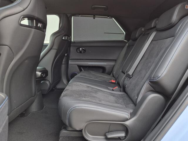 Hyundai IONIQ 5 N AWD 84 kWh / SOH 100% / Fabrieksgarantie tot 02-2030 / All season banden / CCS snelladen / WLTP bereik 448 km bereik stad 589 km / Stuur- Stoel & Achterbank verwarming / Warmtepomp / Elektrische achterklep / Stoelventilatie / Bose Audio Systeem / Rond
