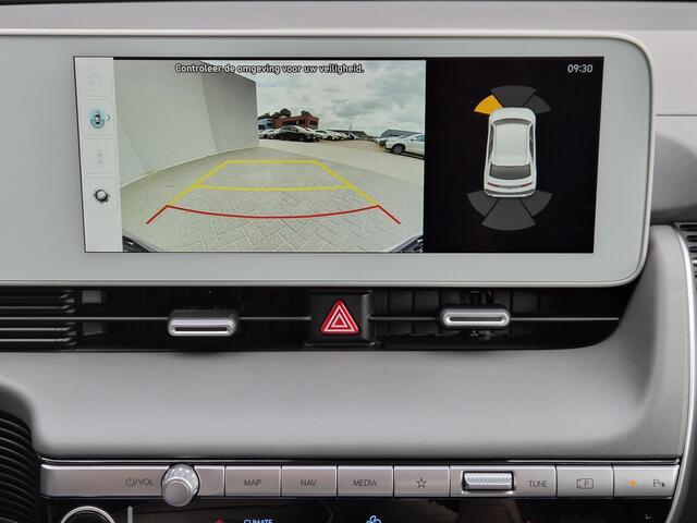 Hyundai IONIQ 5 Connect 73kWh / SOH 100% / Fabrieksgarantie tot 05-2027 / Trekgewicht 1600 kg / CCS snelladen / Warmtepomp / WLTP bereik 481 km bereik stad 686 km / Stuur- Stoel & Achterbank verwarming / Adaptief cruise control /