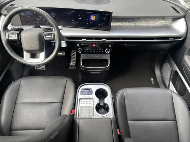 Hyundai IONIQ 9 Lounge AWD 6p. 110.3 kWh / Voor-achter stoelverwarming / Voor-achter stoelverkoeling / BOSE geluidsysteem / Warmtepomp / Elektrisch verstelbare voorstoelen met geheugen / 360° camera / Dodehoekcamera / Panoramisch glazen dak / Verwarmd stuurwiel / Vehic