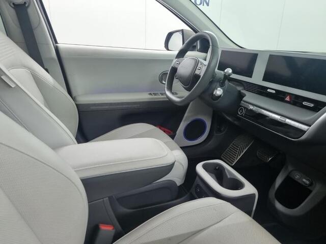 Hyundai IONIQ 5 CONNECT+ 77.4 KWH (100% SOH) I P-CAMERA I WARMTEPOMP I STOELVERWARMING I TREKHAAK I ADAPTIVE CRUISE CONTROL