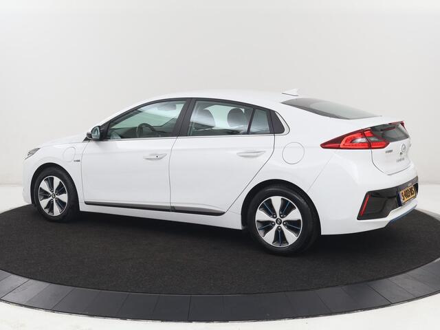 Hyundai IONIQ 1.6 GDi PHEV Premium | Stoelventilatie | Leder | Camera | SOH 91,3% | Carplay | Infinity Sound | Climate control | Stoelverwarming | Bi-Xenon | Adaptive cruise | Plug In