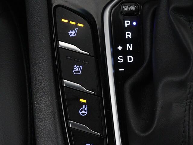 Hyundai IONIQ 1.6 GDi PHEV Premium | Stoelventilatie | Leder | Camera | SOH 91,3% | Carplay | Infinity Sound | Climate control | Stoelverwarming | Bi-Xenon | Adaptive cruise | Plug In