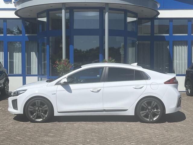 Hyundai IONIQ 1.6 GDi Comfort Camera, Apple Carplay/Android Auto, Navigatie, Keyless, Adaptieve cruise, Zeer nette wagen!