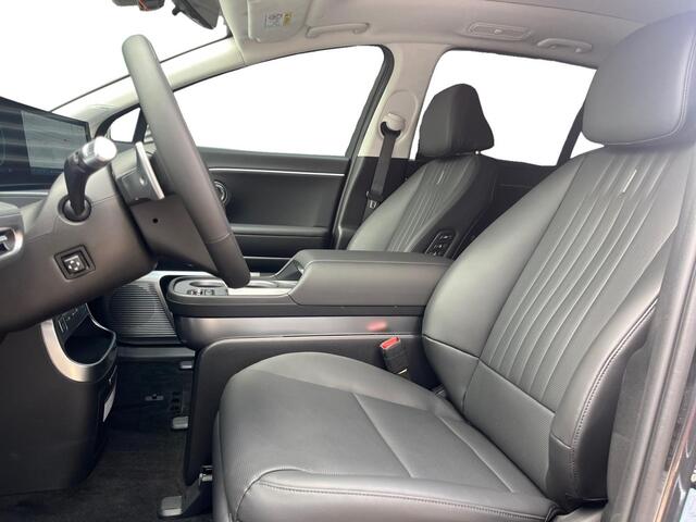 Hyundai IONIQ 9 Lounge AWD+ 7p. 110.3 kWh 428pk | 7-PERSOONS | SCHUIF/KANTELDAK | ULTRAVIOLET CLEANING | 2.500KG TREKGEWICHT (GEREMD)