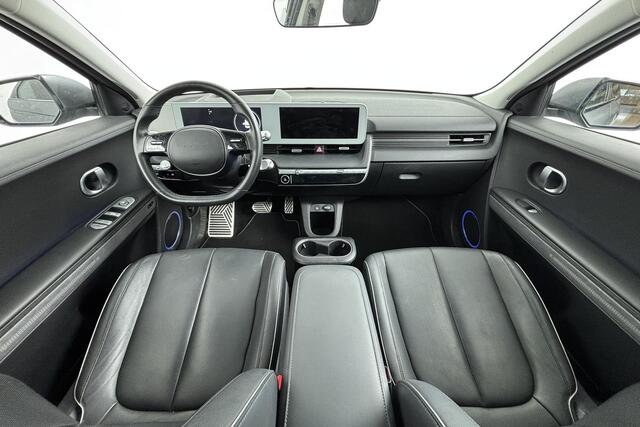 Hyundai IONIQ 5 LOUNGE 73 kWh (100% SOH) I WARMTEPOMP I PANORAMADAK I STOELVERWARMING I STOELVENTILATIE I LEDEREN BEKLEDING