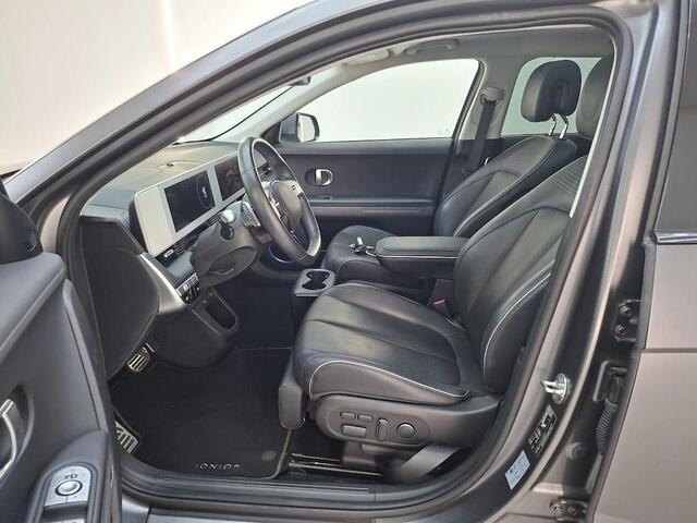 Hyundai IONIQ 5 LOUNGE 73 kWh (100% SOH) I WARMTEPOMP I PANORAMADAK I STOELVERWARMING I STOELVENTILATIE I LEDEREN BEKLEDING