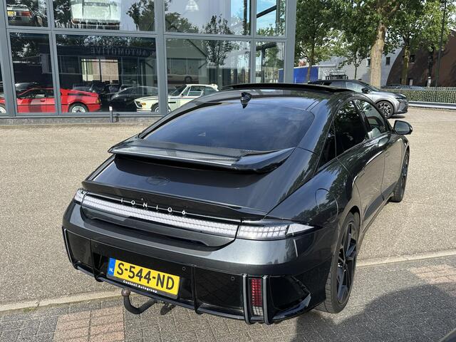 Hyundai IONIQ 6 First Edition AWD 77.4 kWh SOH 100% | PANO | STOEL VERWAMRING VOOR & ACHTER | MEM. SEAT | ELEK. STOELEN | BOSE BOXEN | 360 CAMERA | FABRIEKS GARANTIE TM 03-2028 | RIJKLAAR ! |