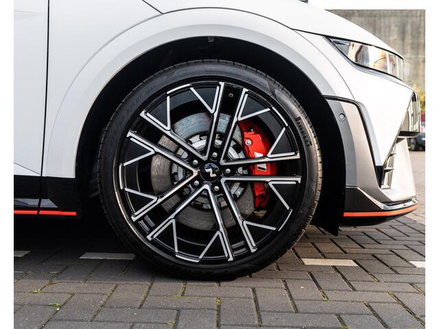 Hyundai IONIQ 5 N AWD 84 kWh 650 PK ATLAS WHITE MATTE, N E-SHIFT, HEAD UP