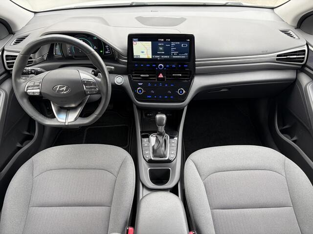 Hyundai IONIQ 1.6 GDi Comfort - Plus / PHEV / Plug-in / Navigatie / Camera / Android Auto/Apple Carplay / Cruise Control Adaptief / Stuur & Stoelverwarming /