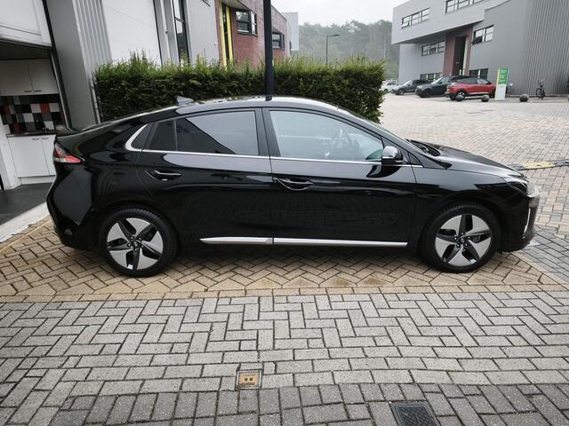 Hyundai IONIQ 1.6 GDi i-Motion Navi|Camera