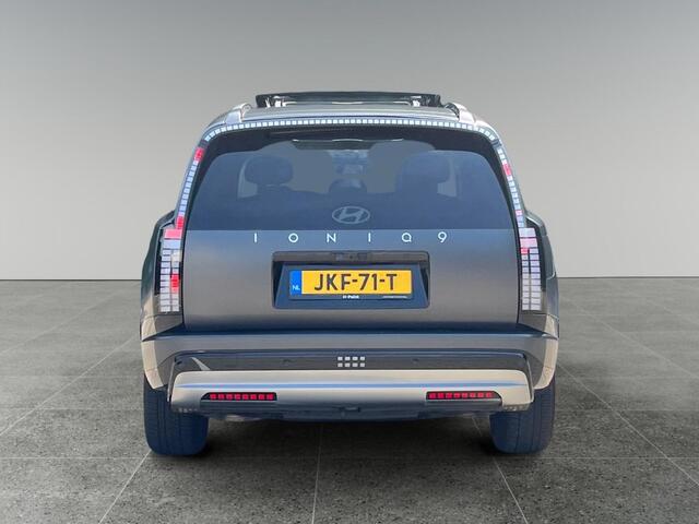 Hyundai IONIQ 9 Connect+ 110.3kWh 218pk | 7-PERSOONS | SCHUIF/KANTELDAK | 360° CAMERA | LEDER | ELEKT. VERST.STOELEN | BLIND-SPOT | BOSE | V2L |