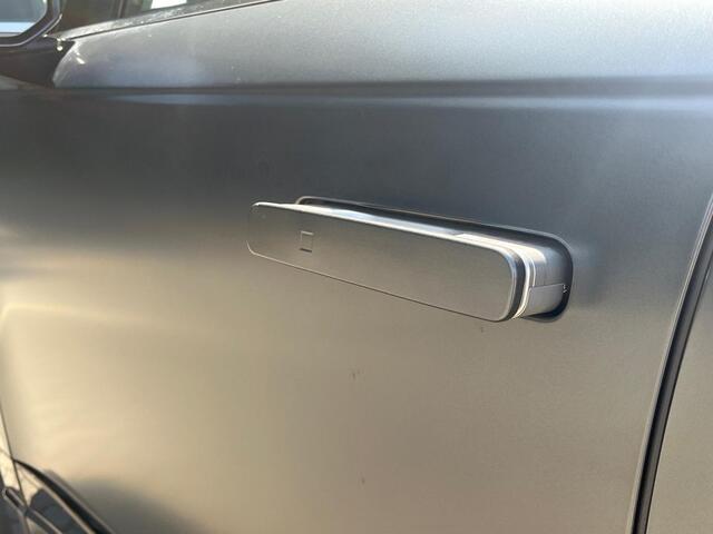 Hyundai IONIQ 9 Connect+ 110.3kWh 218pk | 7-PERSOONS | SCHUIF/KANTELDAK | 360° CAMERA | LEDER | ELEKT. VERST.STOELEN | BLIND-SPOT | BOSE | V2L |