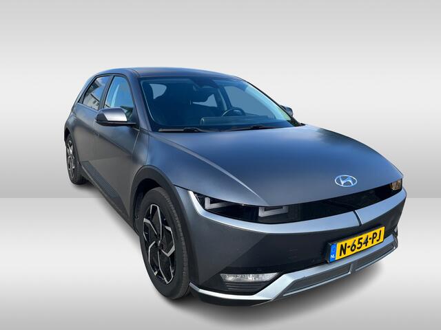 Hyundai IONIQ 5 Connect+ 73kWh / SoH 86,2% / Camera / Head-up / Leder / CarPlay / V2L / 19'' / Warmtepomp / Stoelverwarming / Dodehoek / DAB / ACC