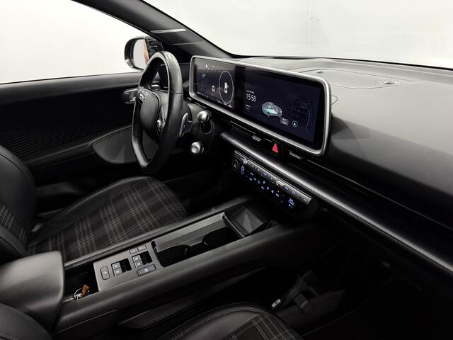 Hyundai IONIQ 6 First Edition AWD 77.4 kWh Panoramadak, 360 Camera, Navi, Stoelverwarming, Bose geluidsysteem, Memory stoelen, Elektrische achterklep, Keyless start