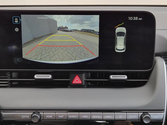 Hyundai IONIQ 5 Connect 84 kWh / Accu SoH 99,2 % / Fabrieksgarantie tot 04-2030 / CCS snelladen / 19" LM wielen & All Season banden / 1.600 kg Trekgewicht / Elektrische achterklep / Stuur & Stoelverwarming / Warmtepomp / Achteruitrijcamera / Adaptief cruise control /