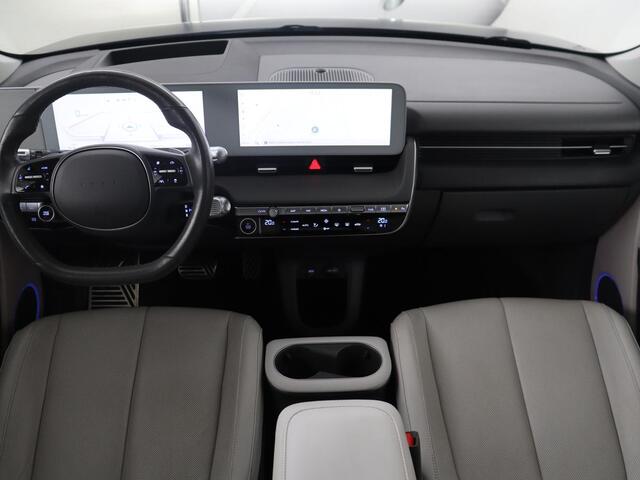 Hyundai IONIQ 5 Lounge 73kWh | SOH 96,2% | Leder | Memory | Stuur/stoel verwarming | Stoelventilatie | Adaptive cruise | Trekhaak | Head-up | 360 camera | Park assist | BOSE sound | Carplay
