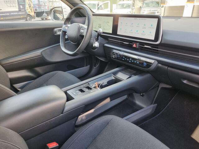 Hyundai IONIQ 6 Connect 77.4 kWh 229pk Long Range / 20" / HUD / ACC / Warmtepomp / 545km WLTP