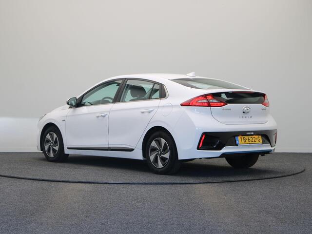 Hyundai IONIQ 1.6 GDi Comfort | Adaptive cruise control | Climate control | PDC voor en achter | Achteruitrij camera | Navigatie |