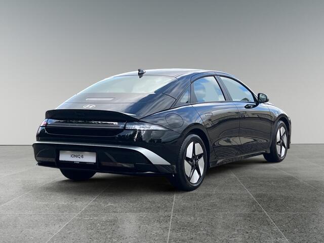 Hyundai IONIQ 6 Pure Edition 63kWh 170pk | FACELIFT MY27 | V2L | APPLE CARPLAY / ANDROID AUTO | CLIMA | ELEKTR. ACHTERKLEP | NAVI | CAMERA | – foto 6