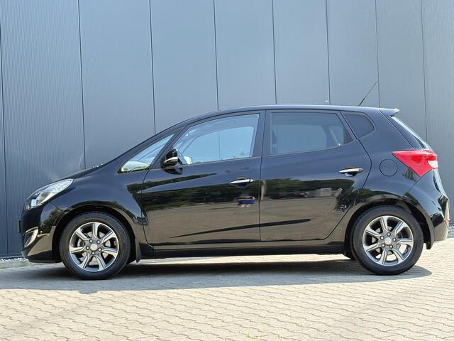 Hyundai IX20 1.6i Go! / Airco / Navigatie full map / Bluetooth / Aux / USB /