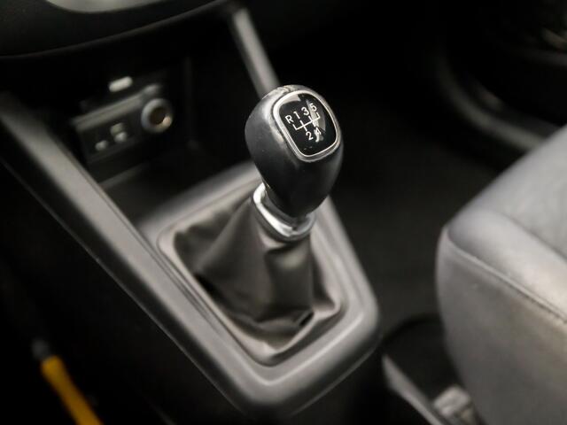 Hyundai IX20 1.4i Go! (APPLE CARPLAY, AIRCO, CAMERA, SPORTSTOELEN, PARKEERSENSOREN, TREKHAAK, GETINT GLAS, LM VELGEN, NIEUWSTAAT)