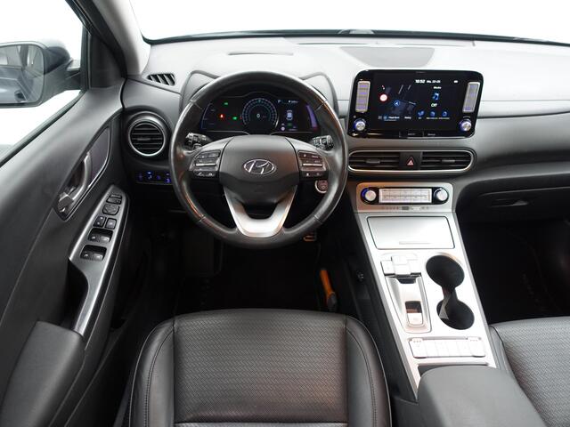 Hyundai Kona EV Premium+ 64 kWh- 2000 Subsidie, Stuur/Stoelverwarming, Stoelventilatie, Xenon Led, Camera, Krell Audio, Park Assist