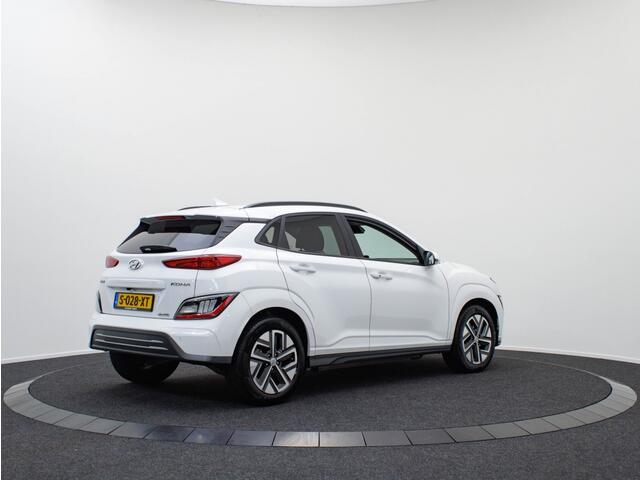 Hyundai Kona EV Fashion 64 kWh | Subsidie | Private Lease 649pm