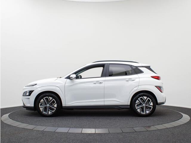 Hyundai Kona EV Fashion 64 kWh | Subsidie | Private Lease 649pm