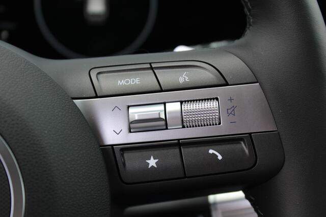 Hyundai Kona 1.6 GDI HEV Premium / Lederen Bekleding / Navigatie + Apple Carplay/Android Auto / Keyless Entry & Start / Bose / Stoelverwarming & Ventilatie /