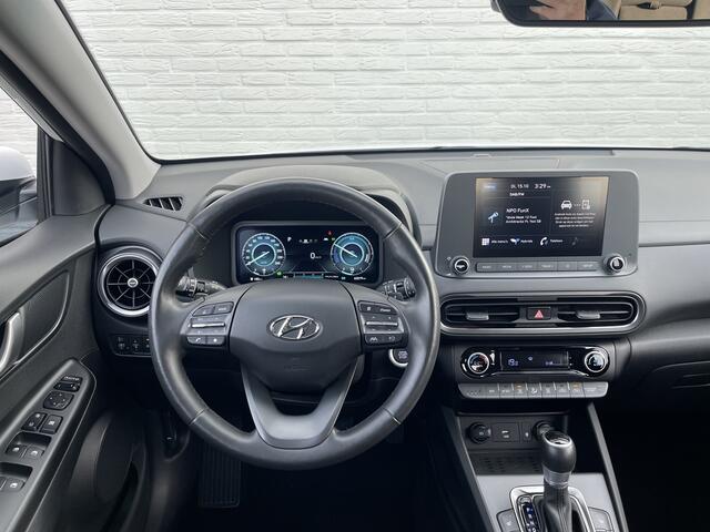 Hyundai Kona 1.6 GDI HEV Fashion | CarPlay | Trekhaak | Camera | DAB+ | Keyless | 18 inch